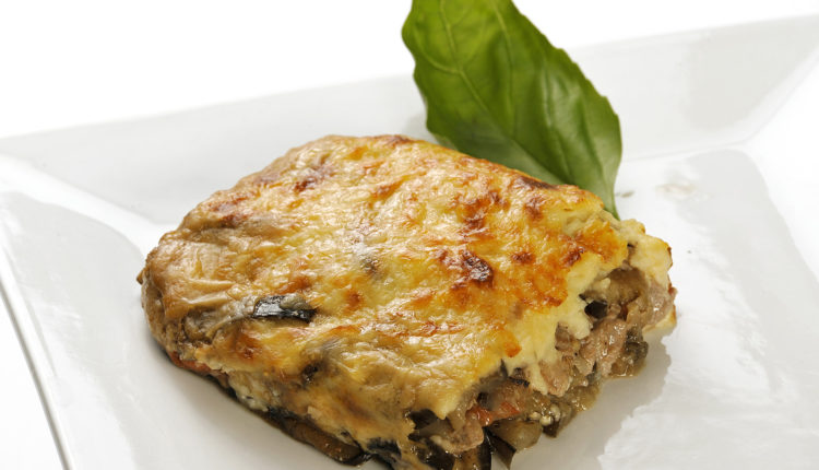 Moussaka d’aubergines et de tomates-tarte-bechamel