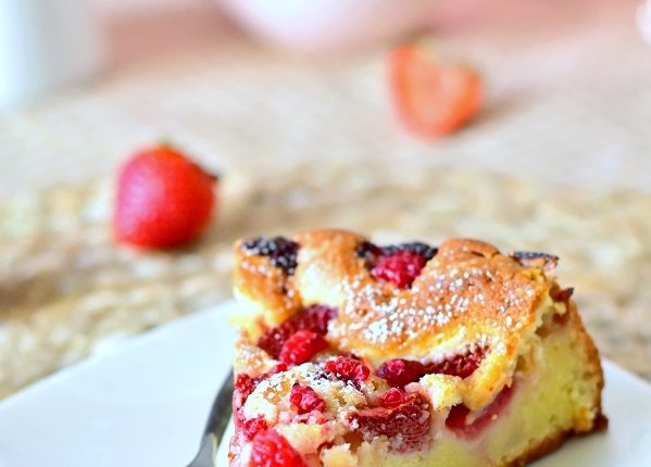 gateau-yaourt-et-fraises-1