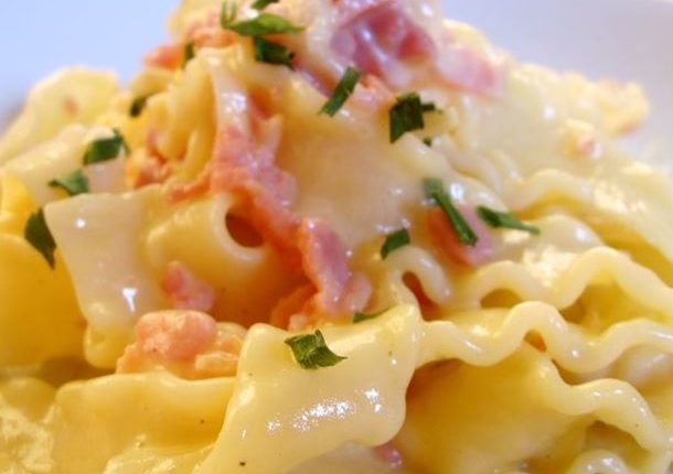 i108335-photo-de-pate-carbonara-onctueuse