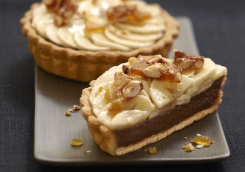 recette-tartelettes-banane-chocolat-pramine-noix-pecan-caramelisees_577275