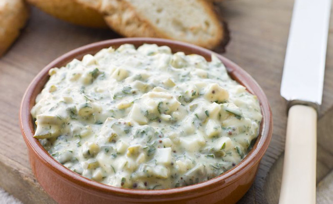 sauce-gribiche-123rf