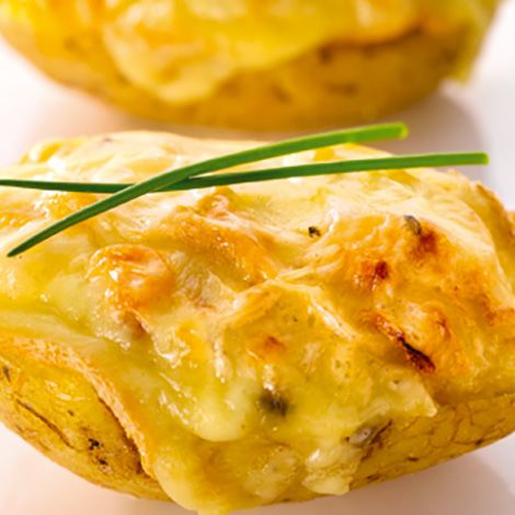 _pommes-de-terre-farcies-au-fromage-lardons