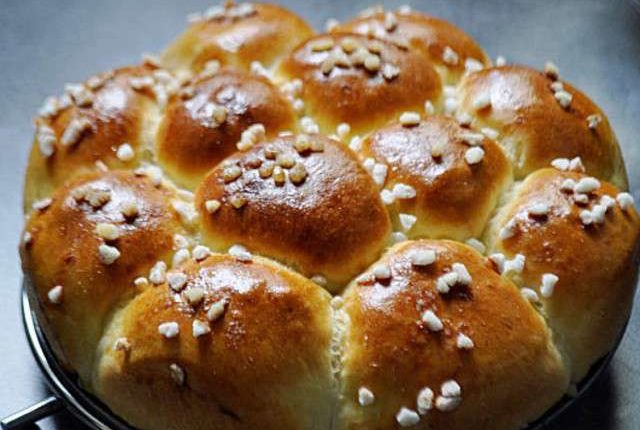 brioche-nid-d-abeille-buchty-confiture-fraise-et-abricot-sans-sucre.640×480