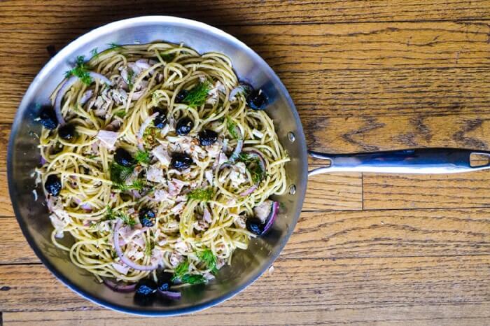 Spaghetti au thon, citron et aneth