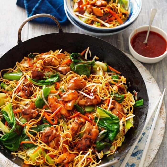 Poulet chow mein